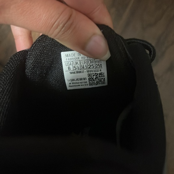 Reebok size 8 running shoes - Picture 5 of 6